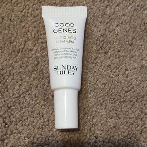 Sunday Riley Lactic Acid Treatment in White Tube